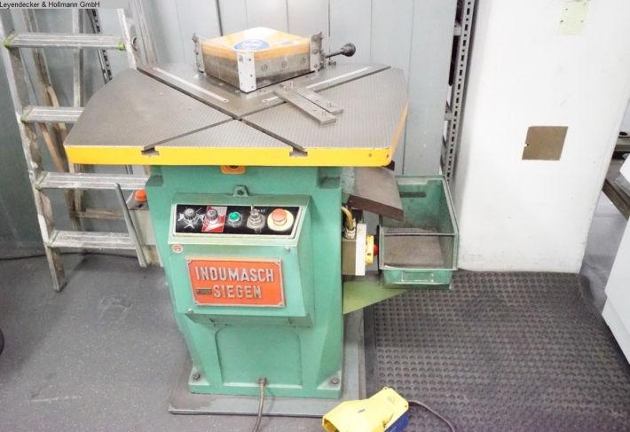 INDUMASCH E 225
