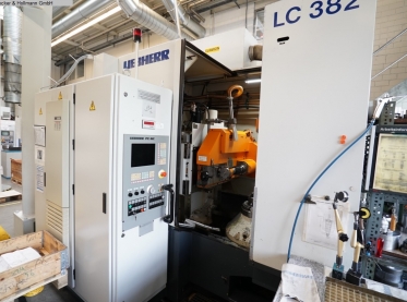 LIEBHERR LC 300 - 2