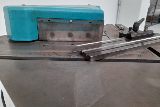 INDUMASCH FA 200/4 - 7
